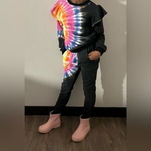 two-piece sweat outfit